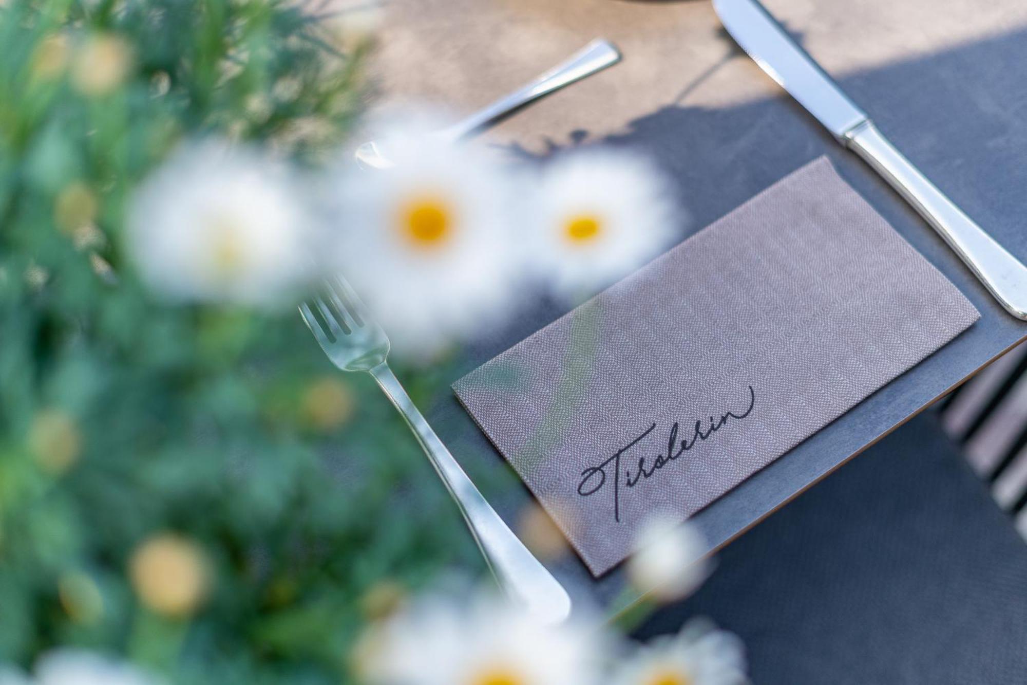 Tirolerin Garni Hotel Tramin an der Weinstraße Exterior foto