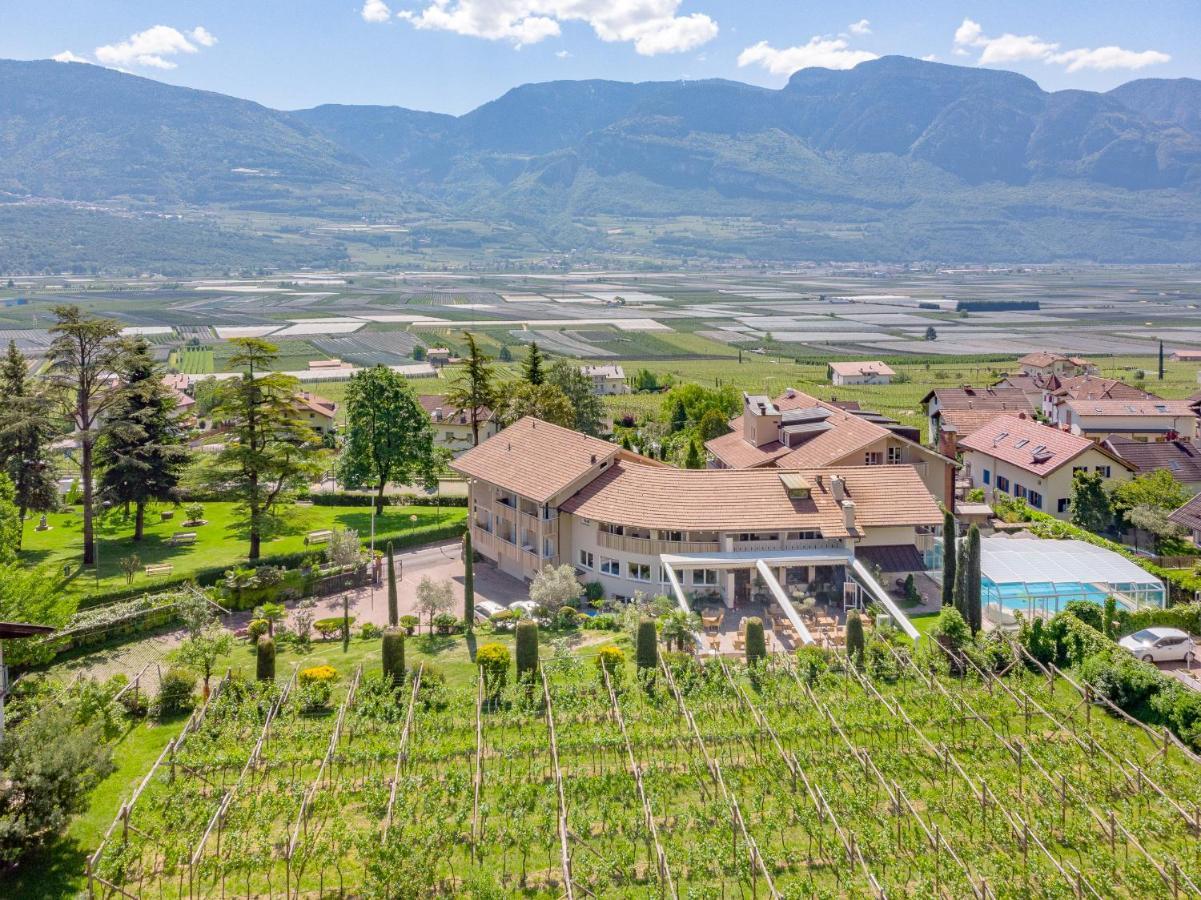Tirolerin Garni Hotel Tramin an der Weinstraße Exterior foto
